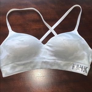 Wireless Vs camo bra